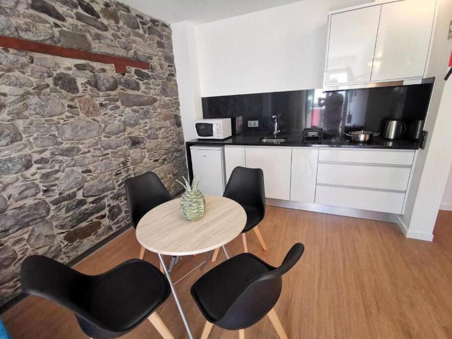 Chale Esmeralda - Charming Studios In Calheta Beach Exterior foto