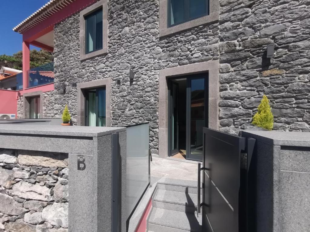 Chale Esmeralda - Charming Studios In Calheta Beach Exterior foto
